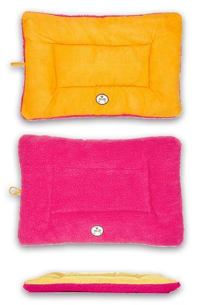 Pet Life ® 'Eco-Paw' Reversible Eco-Friendly Recyclabled Polyfill Fashion Designer Pet Dog Bed Mat Lounge